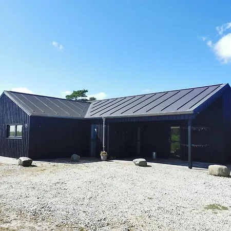 Panoramic Views And Luxurious Comfort On Ls Island And Sleeps Up To 16 Persons *