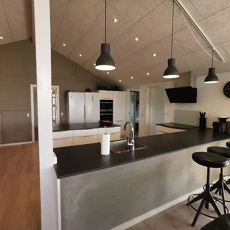 Hébergement de vacances Panoramic Views And Luxurious Comfort On Ls Island And Sleeps Up To 16 Persons Laeso